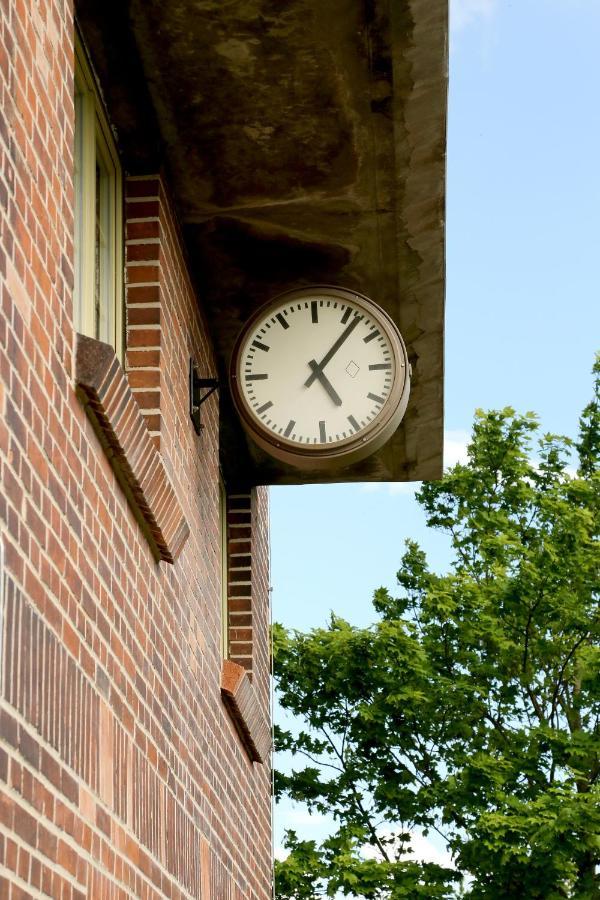 Ferienwohnung Bahnhof Hohen Mistorf Exterior foto